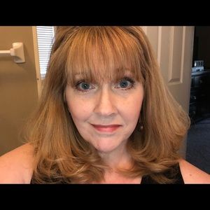 Meet your Posher, Traci